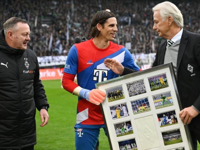 开云APP-红牌是天灾,轮换与换人是人祸,拜仁危机死灰复燃